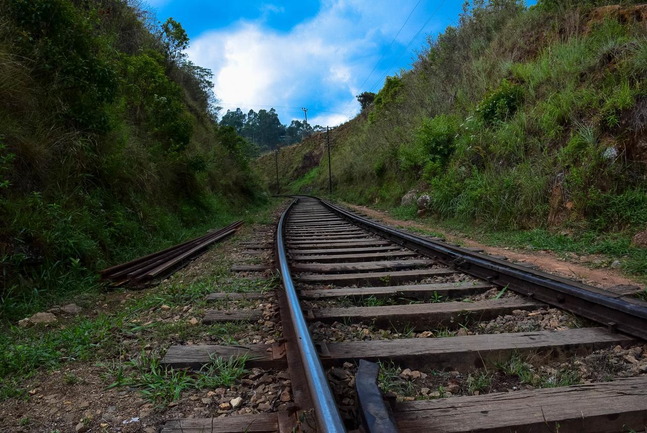 فندق Train View Chalet باندارافيلا المظهر الخارجي الصورة